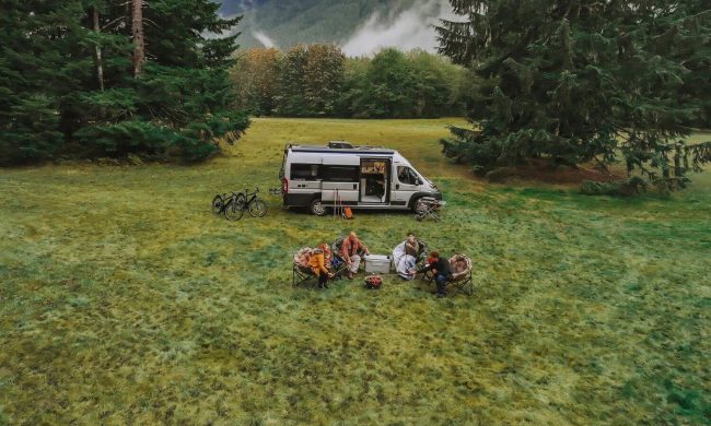 Embracing the Wilderness: The Ultimate Guide to Off-Grid Camping Embracing the Wilderness: The Ultimate Guide to Off-Grid Camping